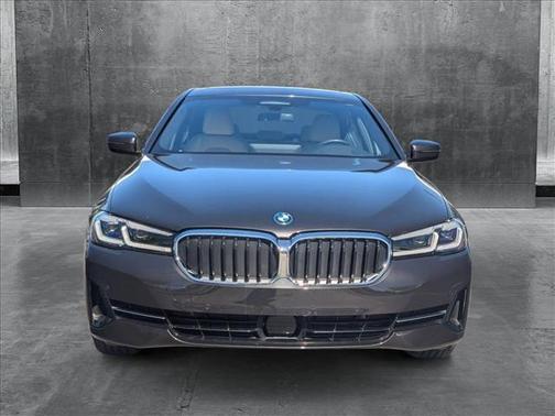 2022 BMW 530e 530e