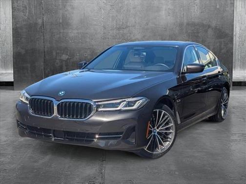 2022 BMW 530e 530e