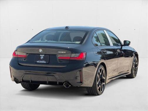 2025 BMW 330 i