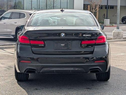 2023 BMW 540 i
