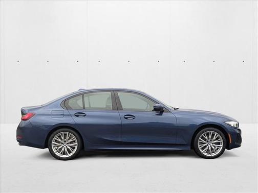 2023 BMW 330 i
