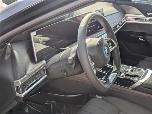 2025 BMW i7 eDrive50