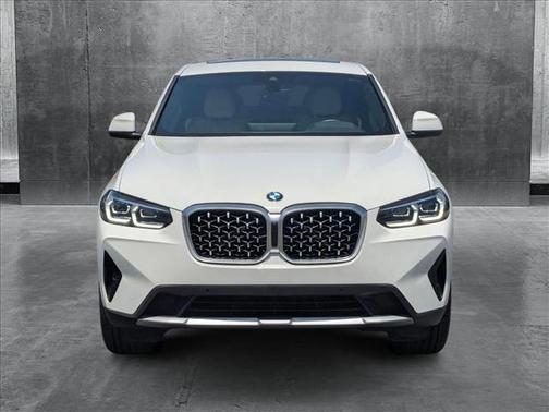 2023 BMW X4 xDrive30i