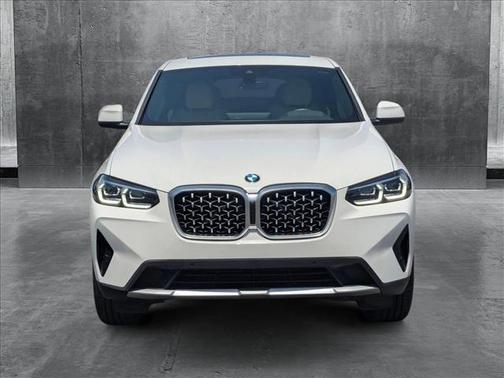 2023 BMW X4 xDrive30i