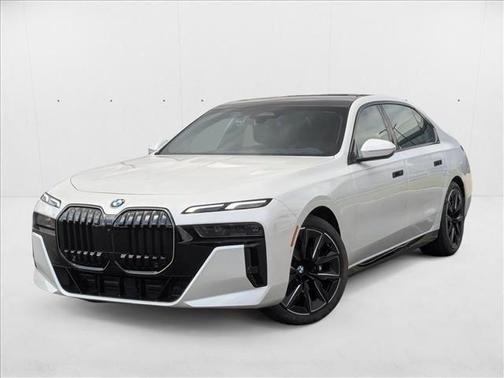 2025 BMW 740 i