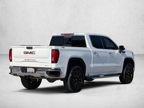 Summit White 2021 GMC Sierra 1500 SLT