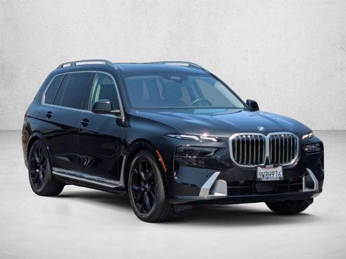 Black Sapphire Metallic 2026 BMW X7 xDrive40i