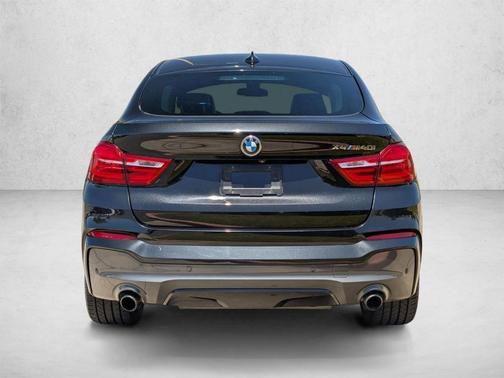 Black 2018 BMW X4 M40i
