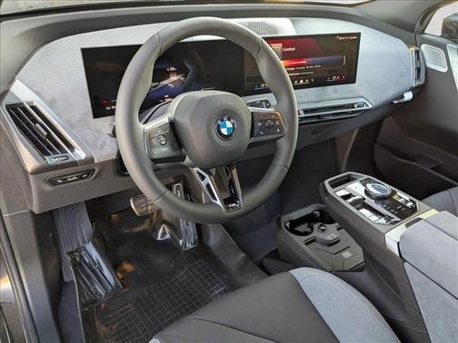 2026 BMW iX xDrive60