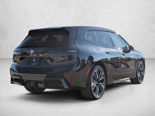 2026 BMW iX xDrive60