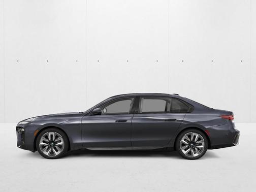 Black Sapphire Metallic 2026 BMW 740 i