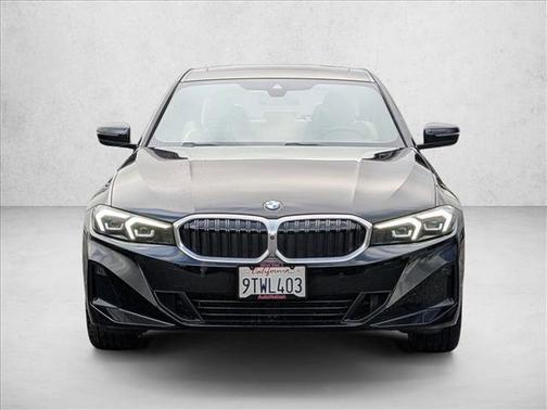 2025 BMW 330 i xDrive