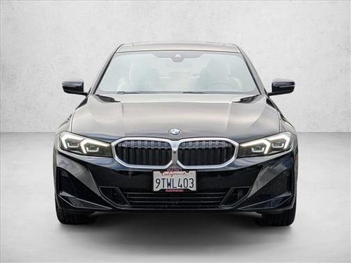 2025 BMW 330 i xDrive