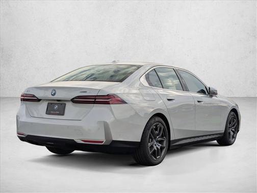 2026 BMW i5 eDrive40