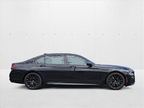 2022 BMW 750 i xDrive
