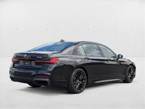 2022 BMW 750 i xDrive