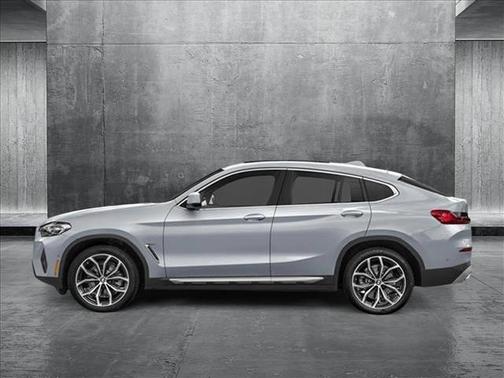 2025 BMW X4 xDrive30i