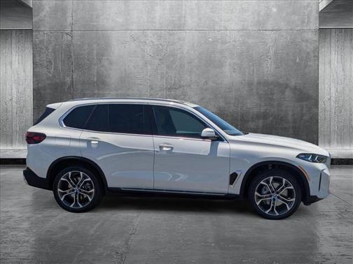 2025 BMW X5 sDrive40i