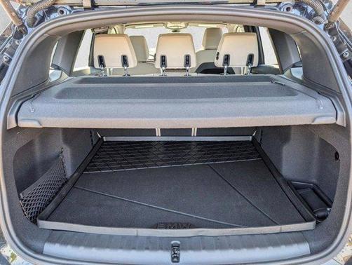 Black Sapphire Metallic 2025 BMW X1 xDrive28i