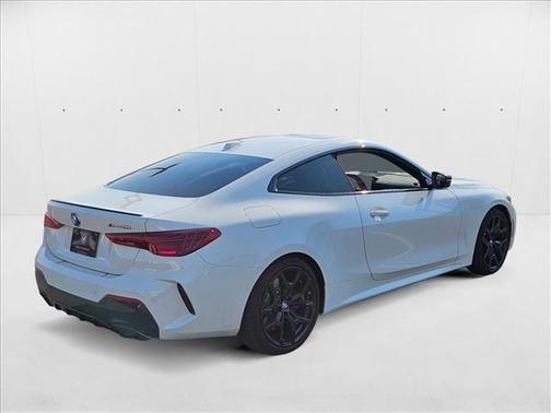 2026 BMW M440 i