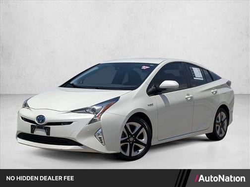 Blizzard Pearl 2017 Toyota Prius Three Touring