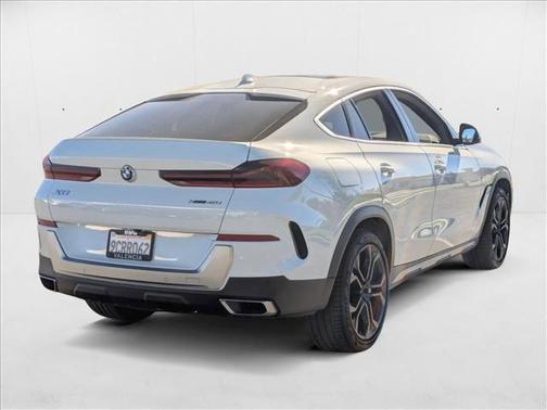 2022 BMW X6 xDrive40i