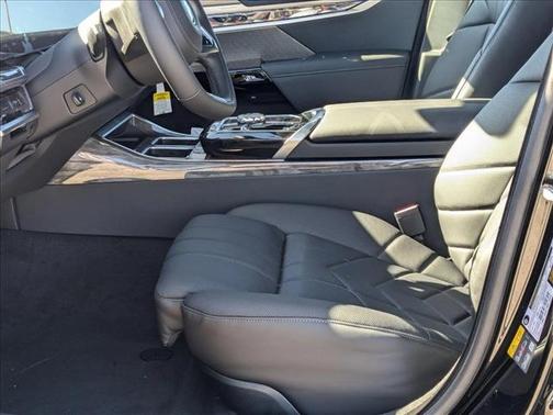 2025 BMW i7 eDrive50