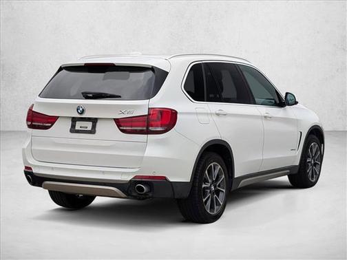 Mineral White Metallic 2017 BMW X5 sDrive35i