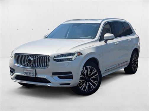 2025 Volvo XC90 Plug-In Hybrid T8 Plus 7-Seater