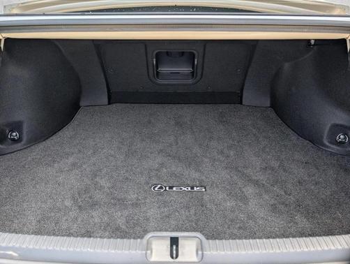 Eminent White Pearl 2025 Lexus ES 300h Base