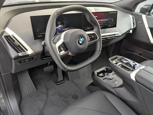 2026 BMW iX xDrive45
