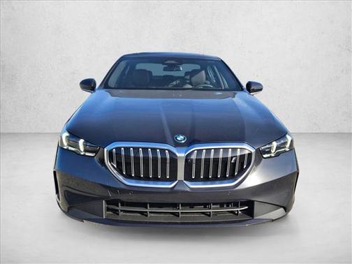 2026 BMW i5 eDrive40