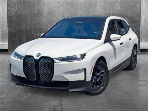 2025 BMW iX xDrive50