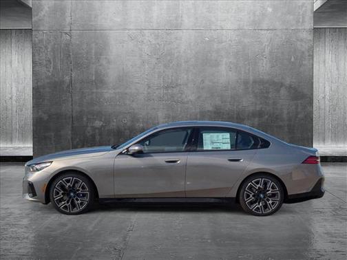 2025 BMW i5 eDrive40