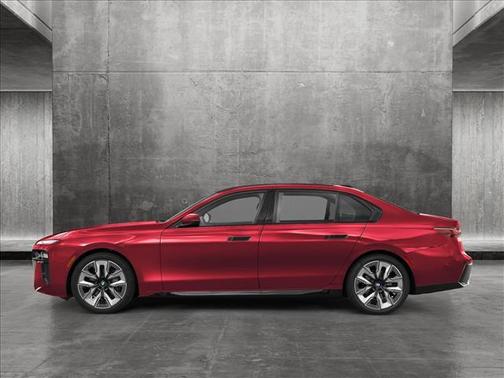 2025 BMW 740 i