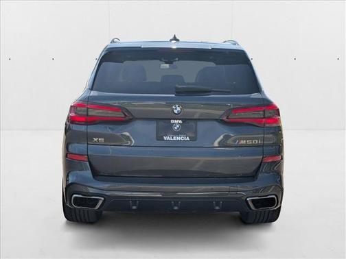 2022 BMW X5 M50i