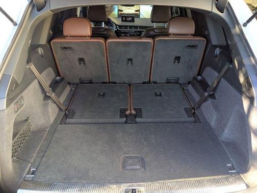 2019 Audi Q7 55 Premium