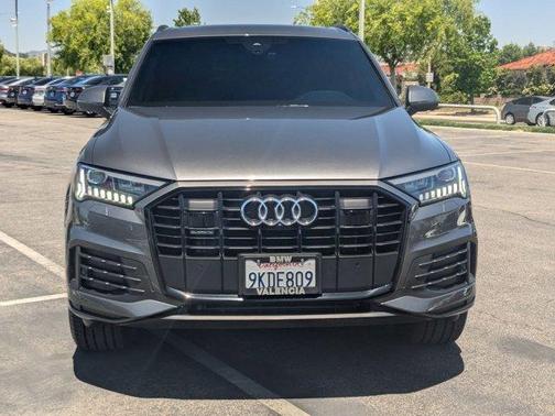 2023 Audi Q7 45 Premium Plus