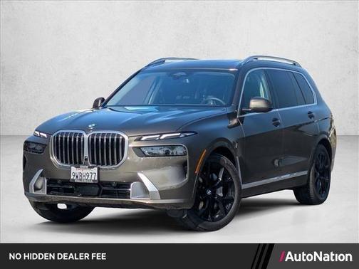 Manhattan Green Metallic 2026 BMW X7 xDrive40i