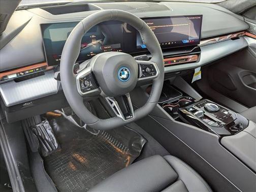 2026 BMW i5 xDrive40