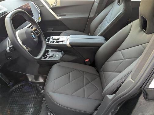 2026 BMW iX xDrive60