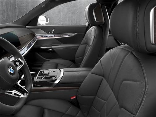 2025 BMW 760 760i xDrive
