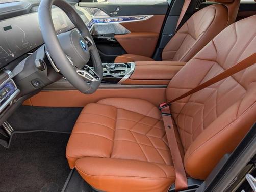 Black Sapphire Metallic 2026 BMW i7 XDrive60