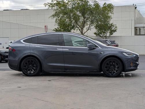 Midnight Silver Metallic 2020 Tesla Model X Long Range Plus