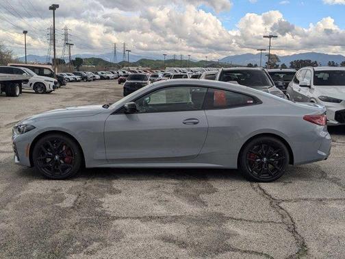 2026 BMW M440 i xDrive