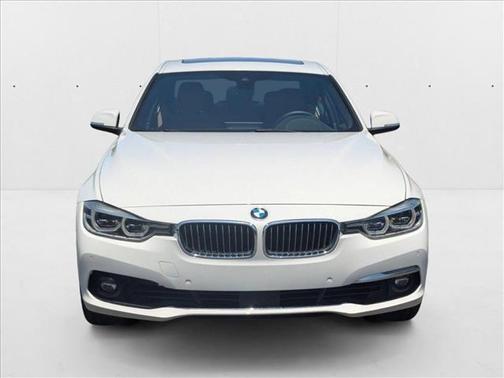 2018 BMW 330 i