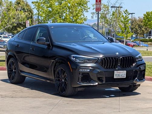 Black Sapphire Metallic 2021 BMW X6 sDrive40i
