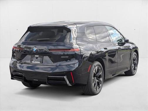2026 BMW iX xDrive60