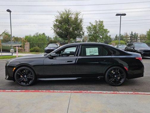 Black Sapphire Metallic 2027 BMW 740 i