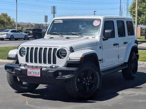 2020 Jeep Wrangler Unlimited Sahara Altitude
